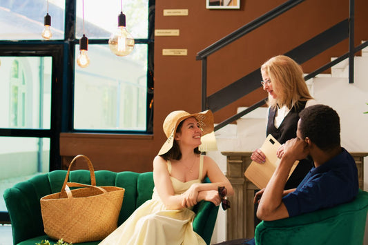 20 Phrases for a Great Conversation on Your Trip